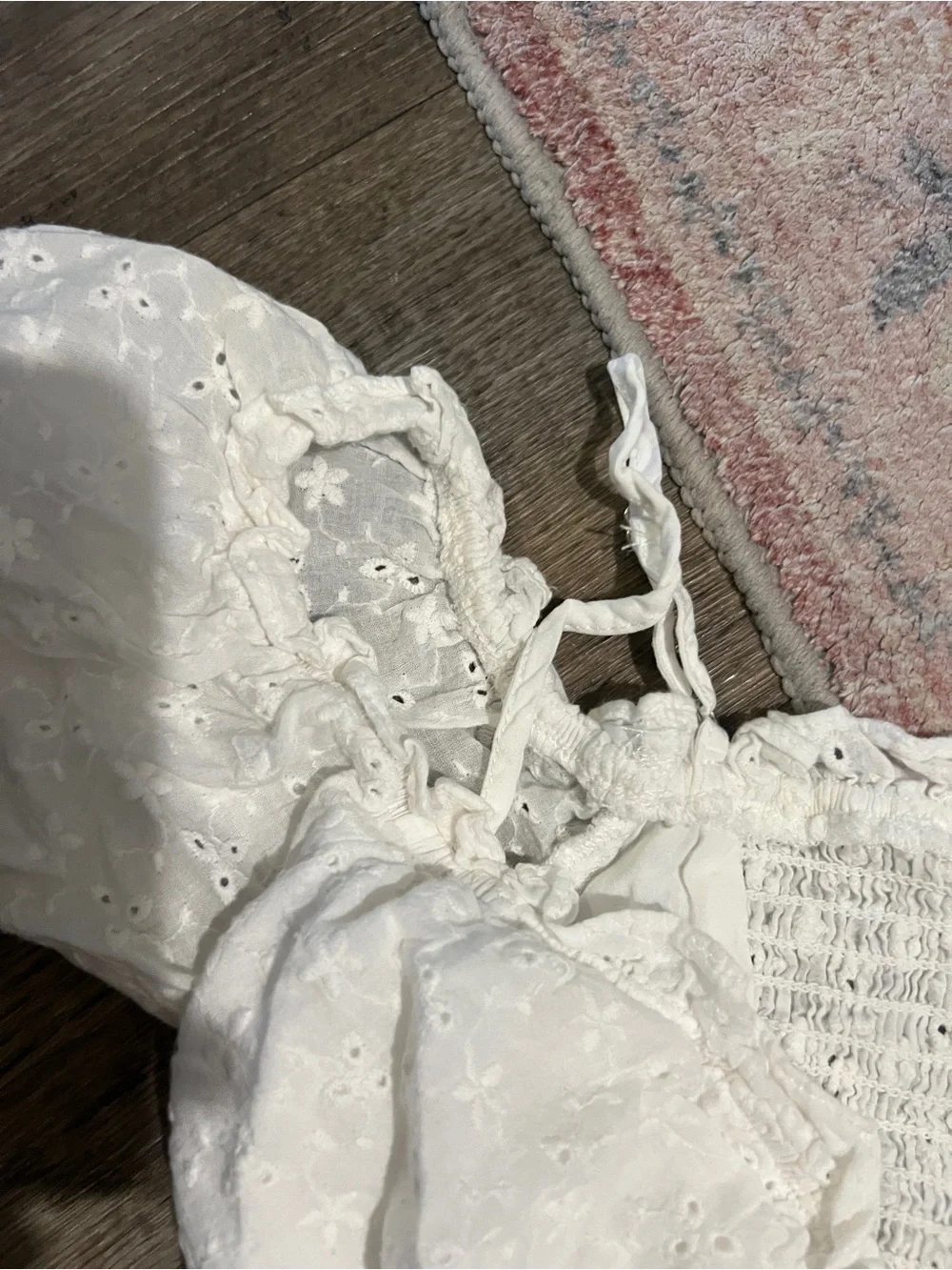 Astr charming white